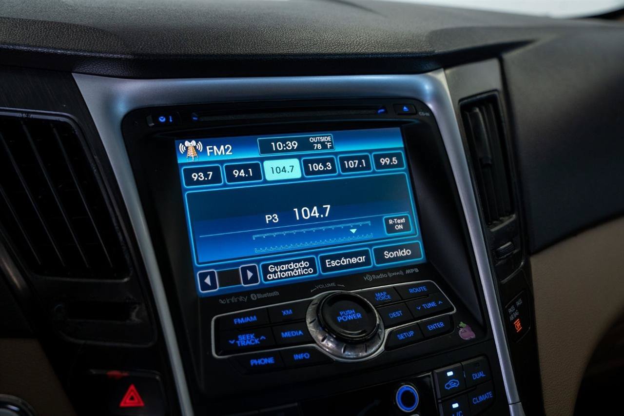 Used 2012 Hyundai Sonata Limited w/ Navigation Pkg FWD image 17