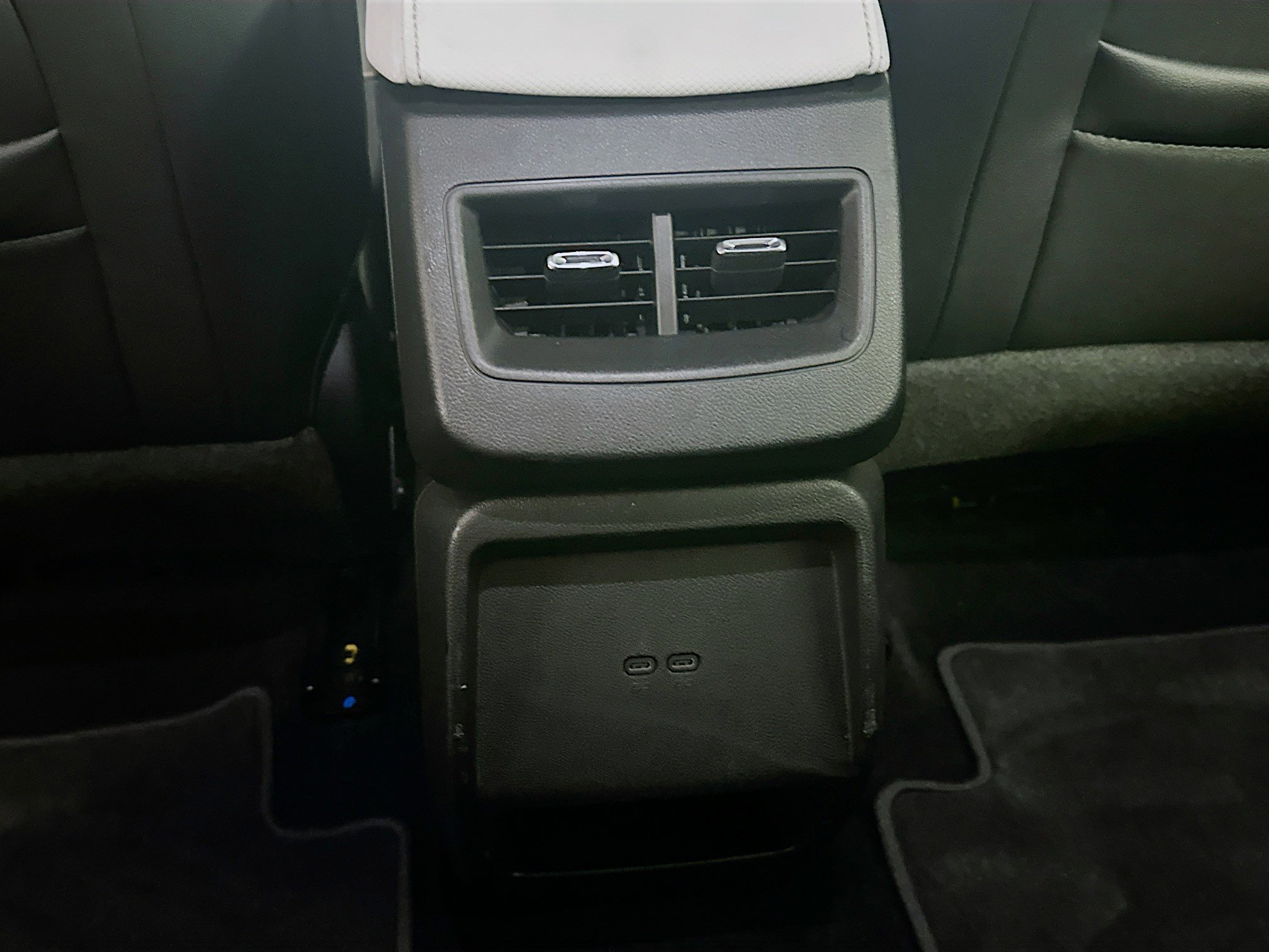 Used 2025 Chevrolet Equinox EV LT FWD image 28