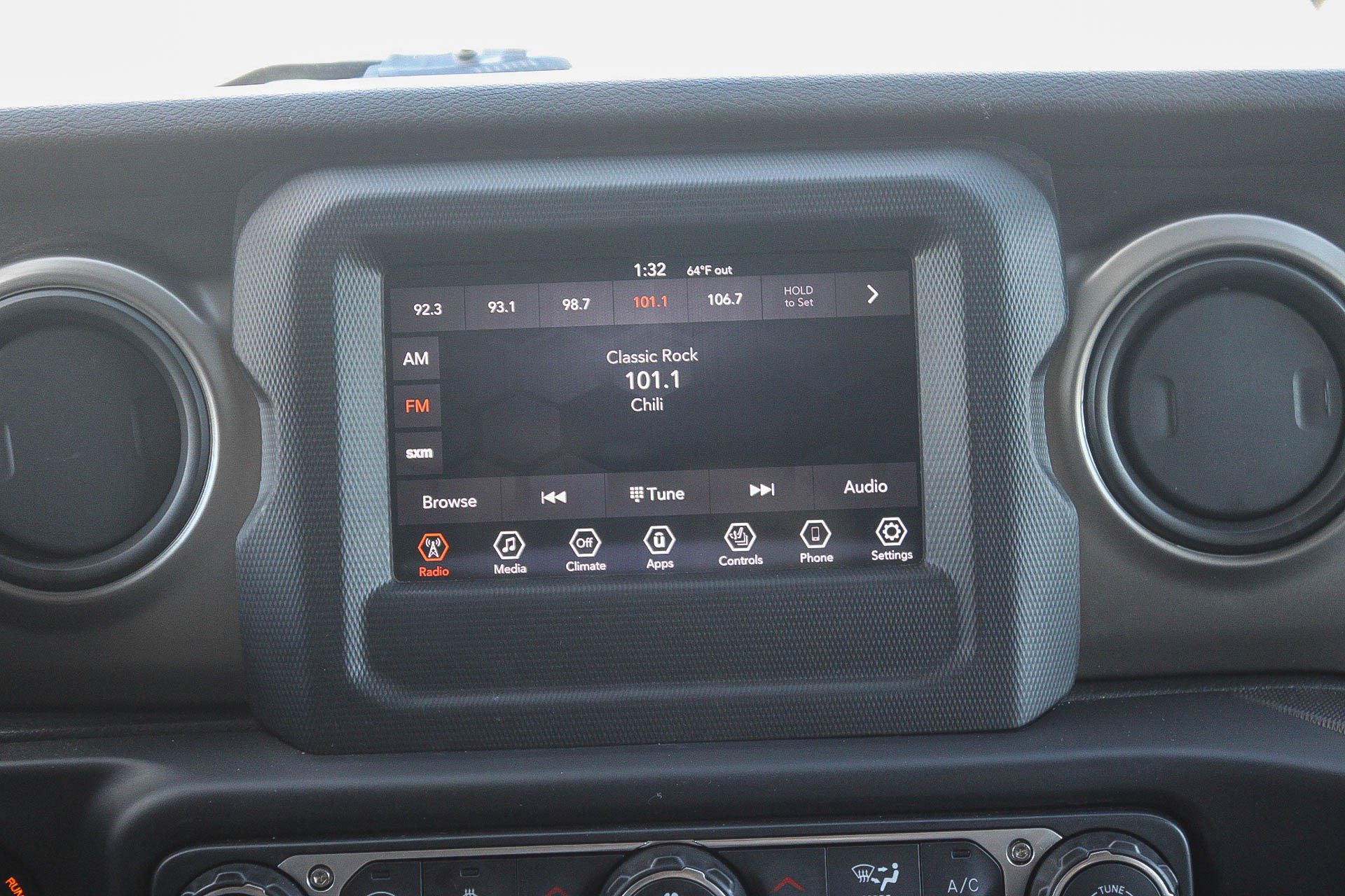 Used 2019 Jeep Wrangler Unlimited Sport S image 15