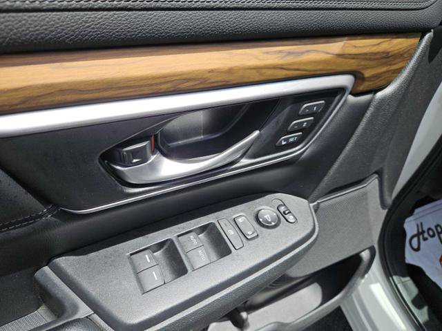 Used 2017 Honda CR-V Touring image 13