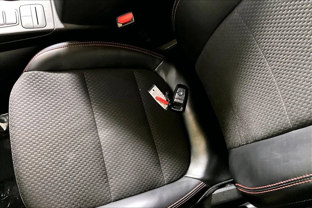 Used 2024 Ford Escape ST-Line image 10