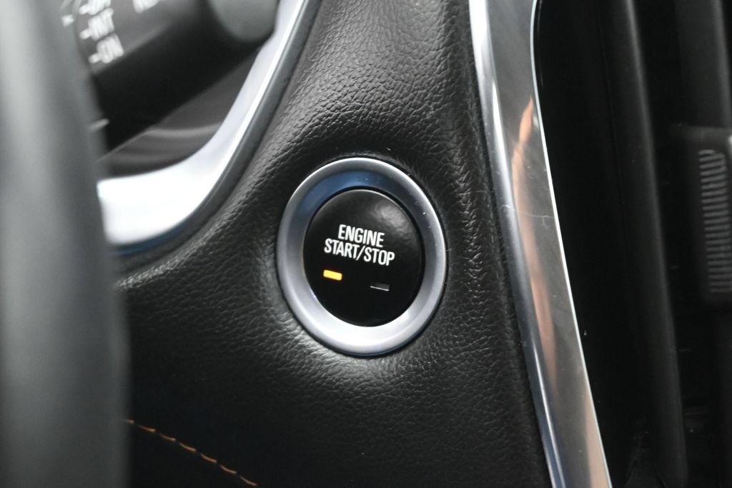Used 2020 Chevrolet Traverse LT w/ LT Premium Package FWD image 13