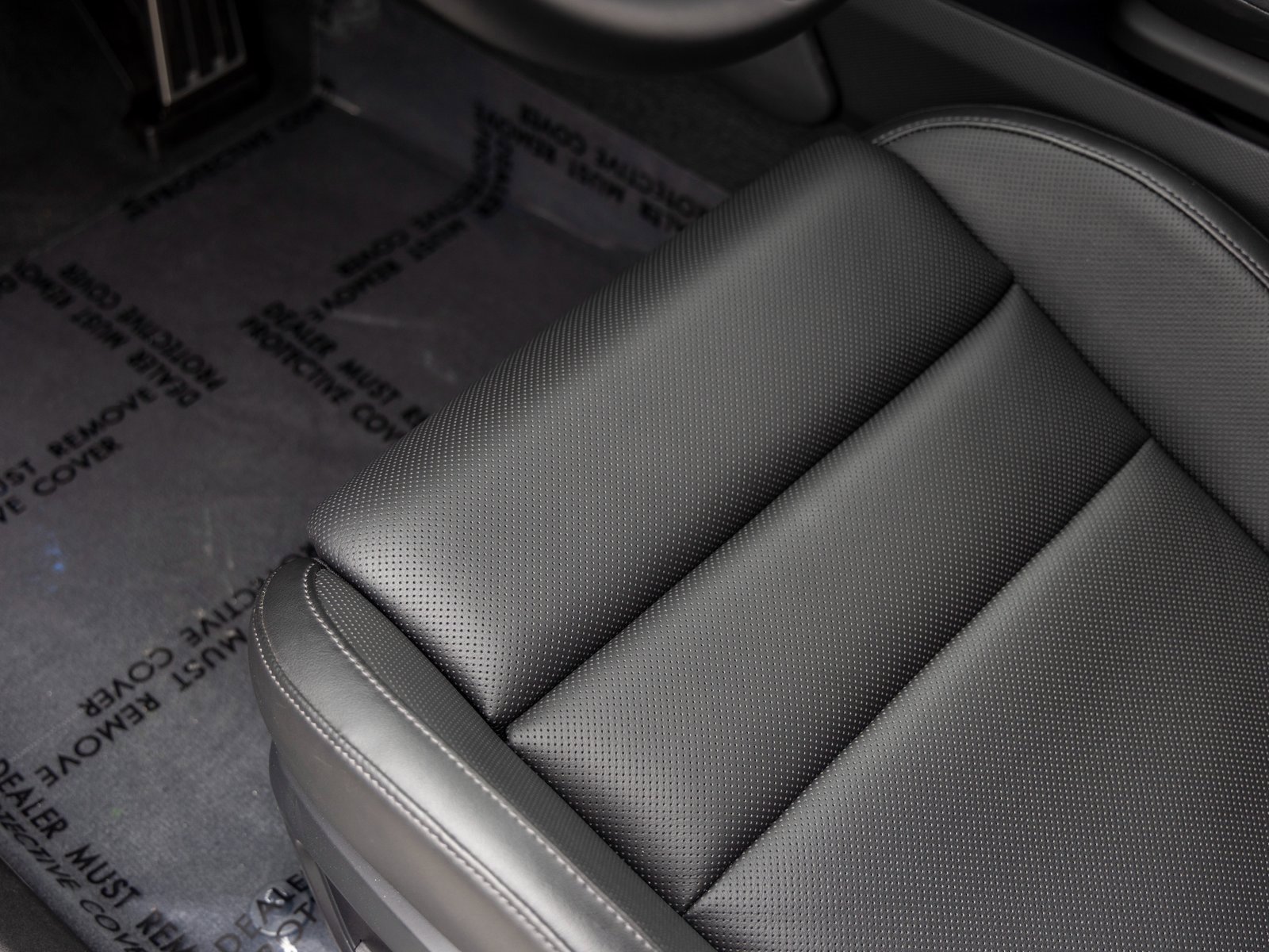 New 2025 Porsche Taycan image 27