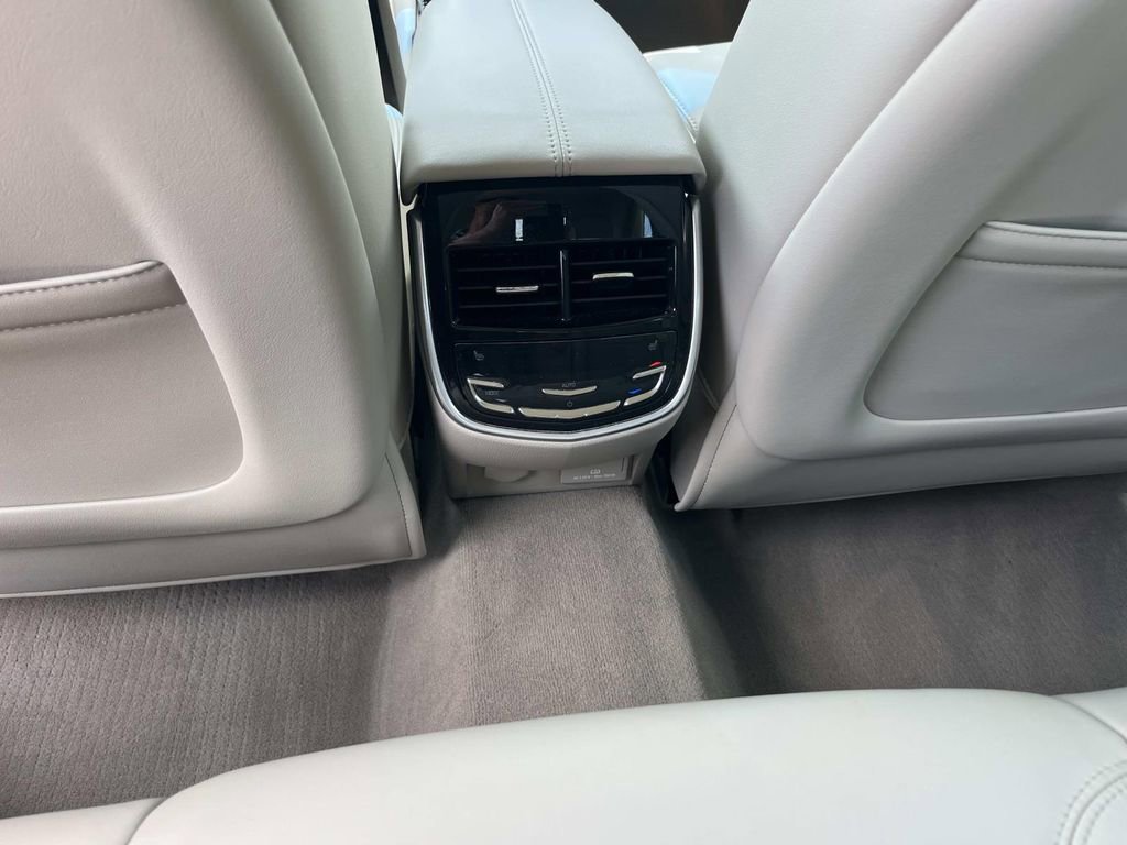 Used 2017 Cadillac XTS Premium Luxury FWD image 15