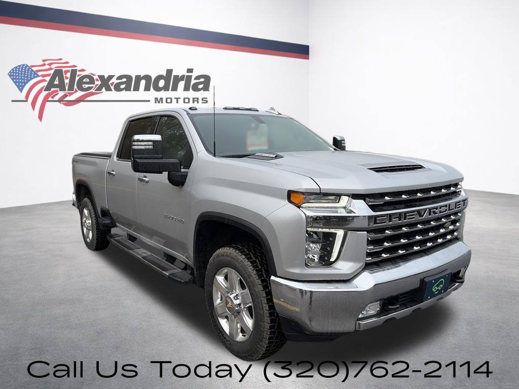 Used 2022 Chevrolet Silverado 3500 LTZ w/ LTZ Convenience Package AWD/4WD image 3