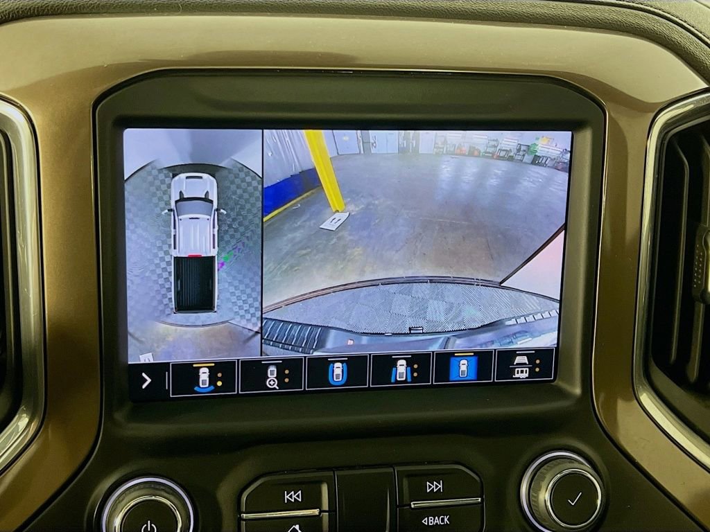 Certified 2022 Chevrolet Silverado 2500 High Country w/ LPO, Dark Essentials Package image 14