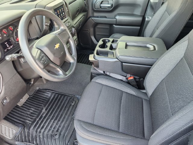 Used 2025 Chevrolet Silverado 1500 Custom RWD image 4