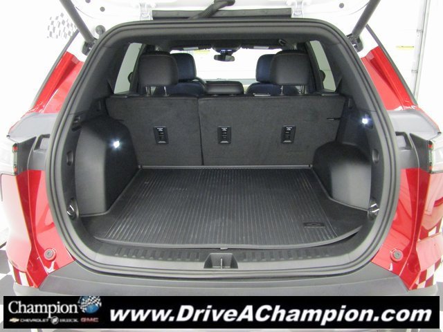 Certified 2026 Chevrolet Equinox ACTIV w/ LPO, Floor Liner Package image 13