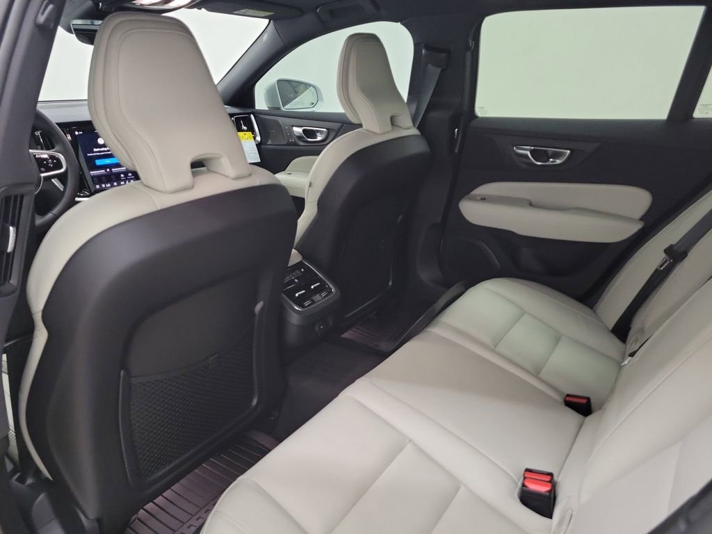 New 2026 Volvo V60 B5 Cross Country Ultra w/ Protection Package Premier AWD/4WD image 14