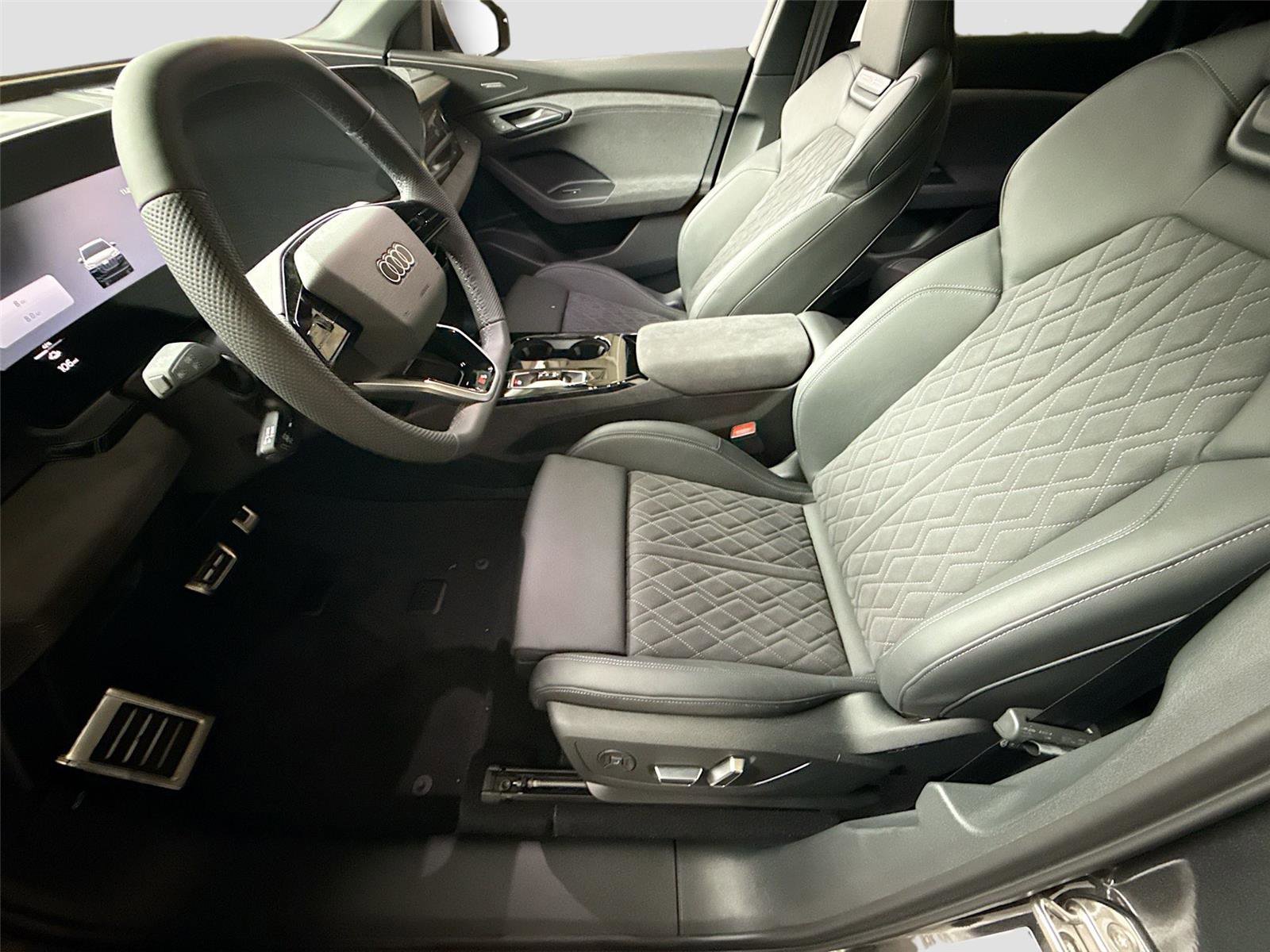 New 2027 Audi SQ6 e-tron Premium Plus image 21