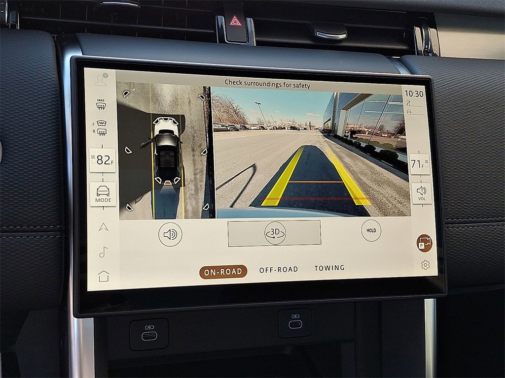 New 2025 Land Rover Discovery Sport Dynamic SE image 16