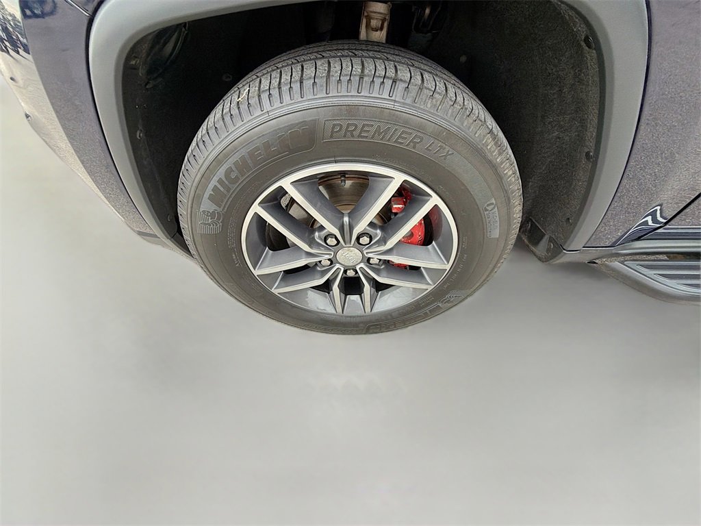 Used 2018 Jeep Grand Cherokee Laredo image 30