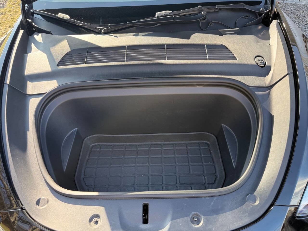 Used 2022 Tesla Model Y Performance image 25