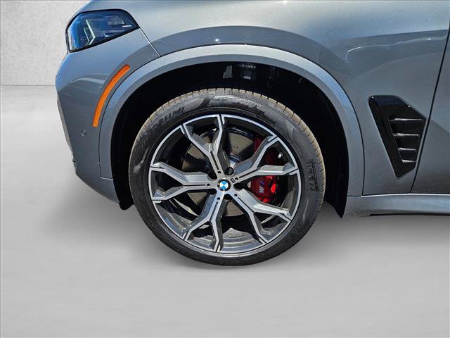 New 2026 BMW X5 xDrive40i w/ M Sport Package AWD/4WD image 10