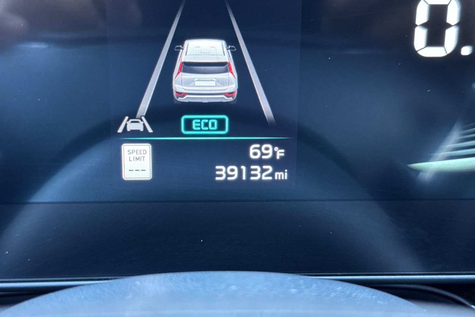 Used 2024 Kia Niro EX Touring FWD image 32