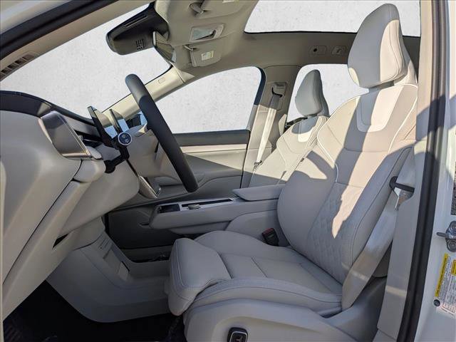 New 2025 Volvo EX90 Plus w/ Protection Package Premier image 4