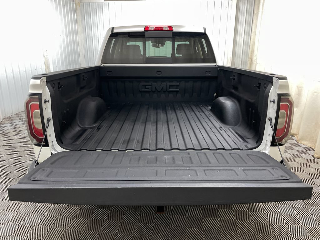 Used 2017 GMC Sierra 1500 SLT AWD/4WD image 45