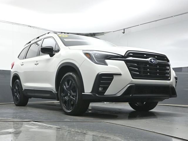 Certified 2025 Subaru Ascent Bronze Edition w/ Onyx Package image 39