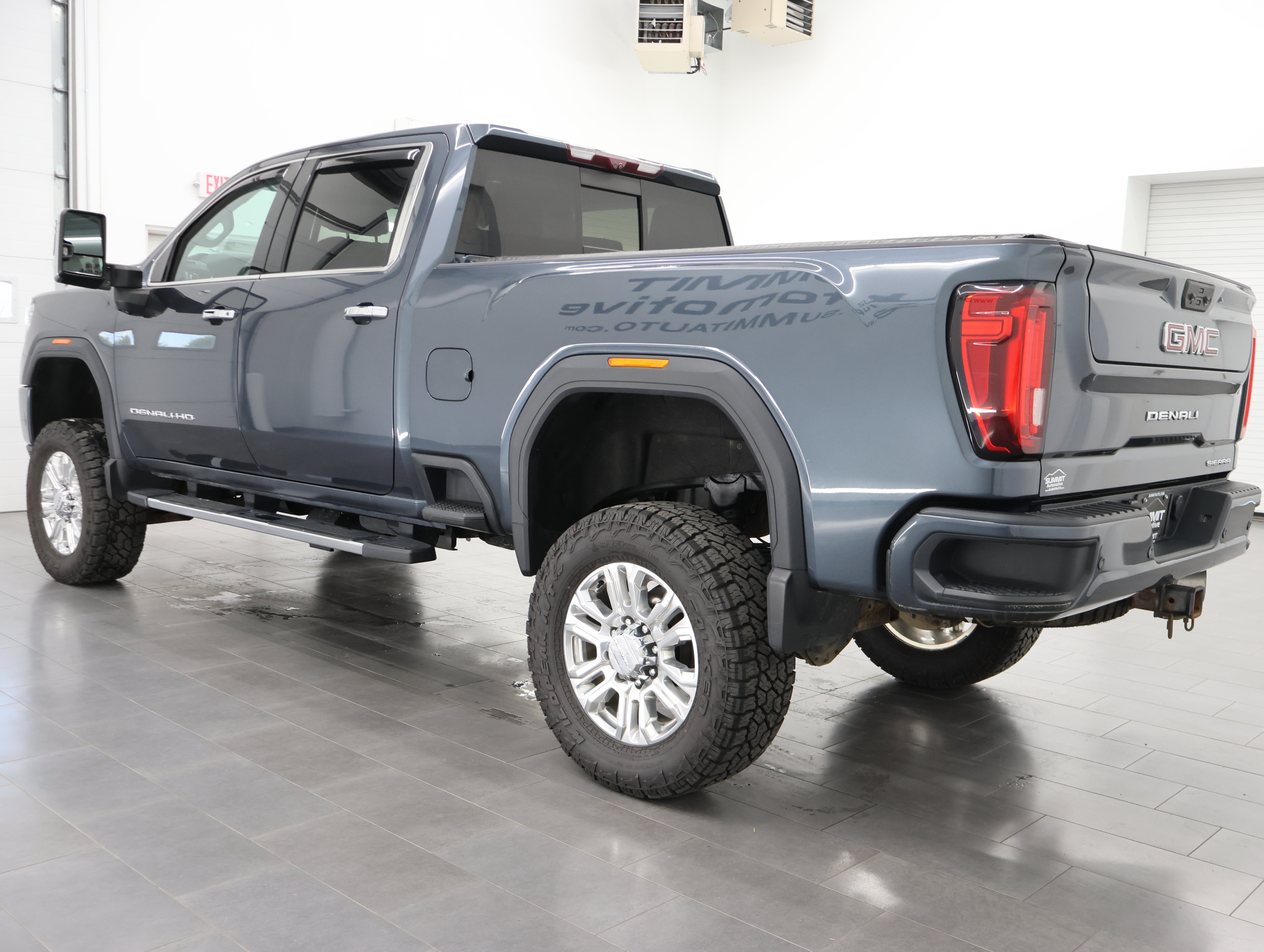 Used 2020 GMC Sierra 2500 Denali w/ Denali Ultimate Package AWD/4WD image 6