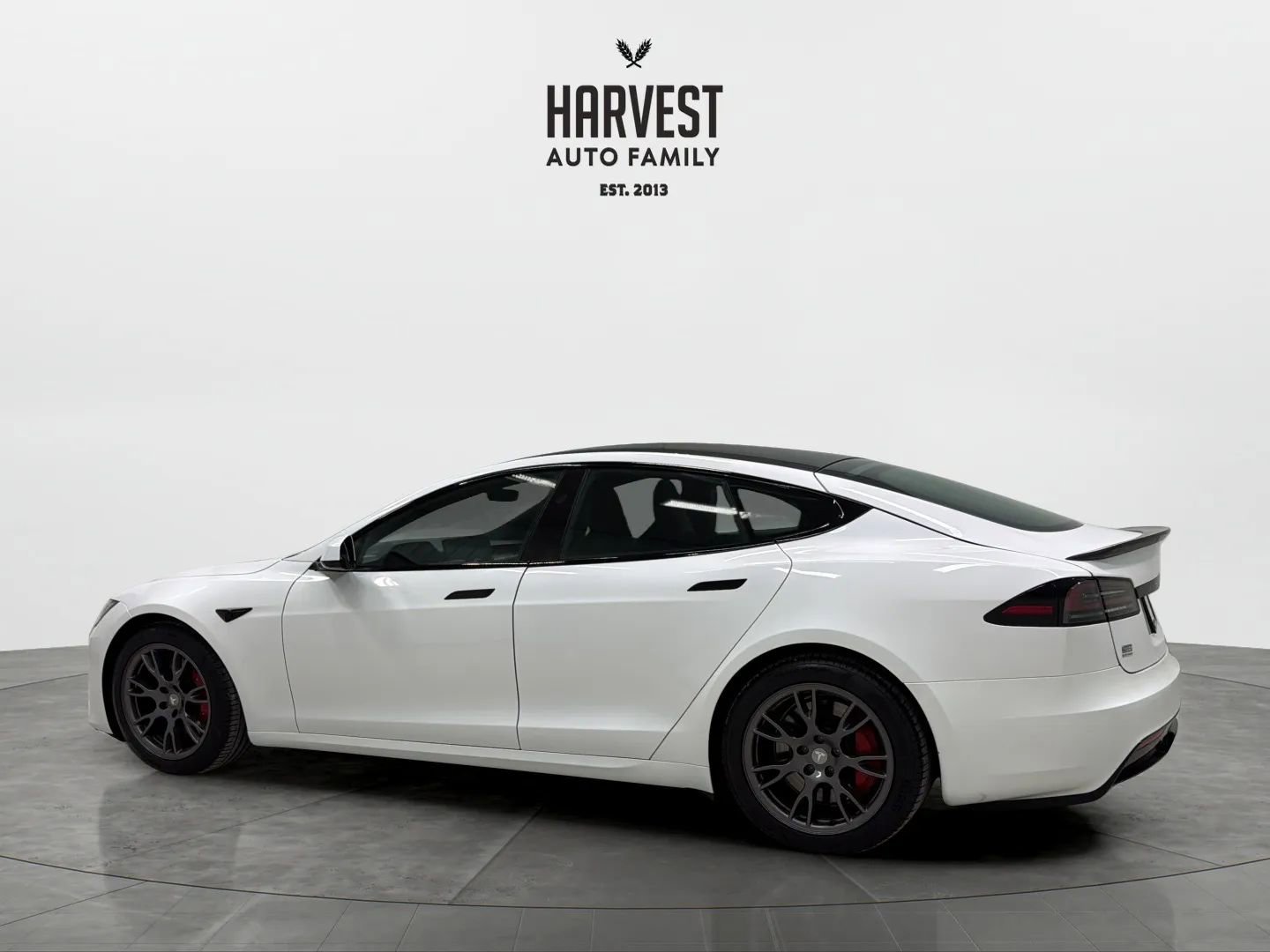 Used 2025 Tesla Model S Plaid image 3