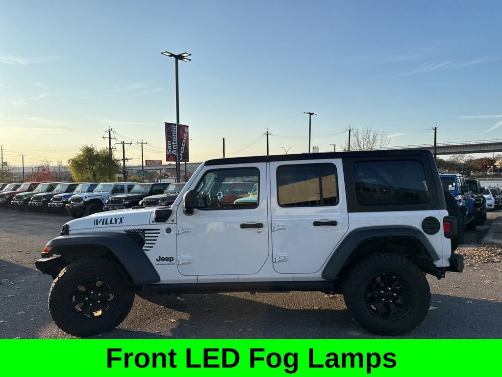 Used 2023 Jeep Wrangler Unlimited image 11