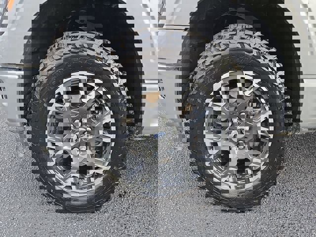 Used 2024 Ford F150 STX image 32