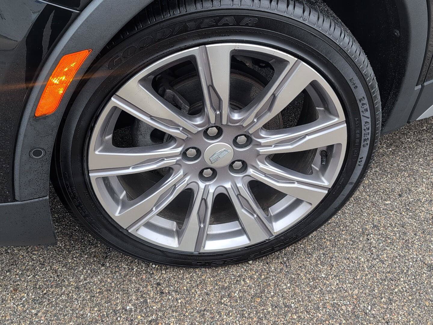 Used 2022 Cadillac XT4 Premium Luxury w/ Sun And Sound Package AWD/4WD image 11