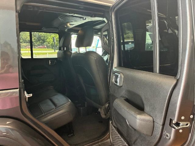 Used 2021 Jeep Wrangler Unlimited Sahara image 20