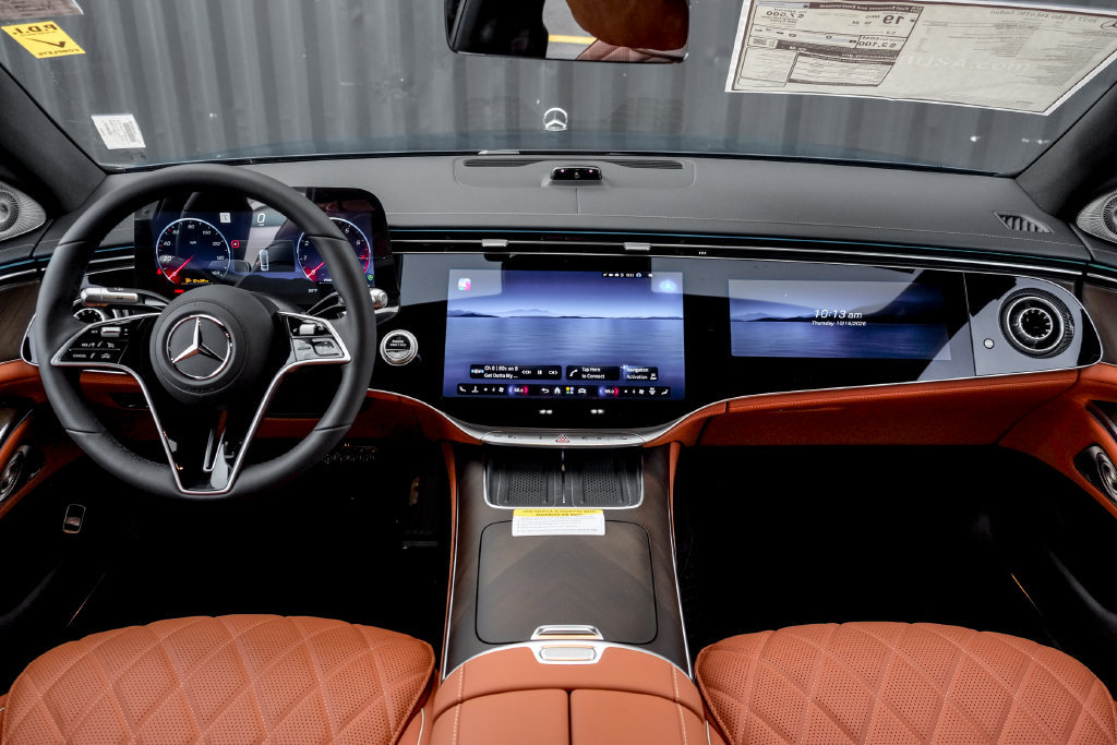 New 2027 Mercedes-Benz S 580 4MATIC Sedan image 2