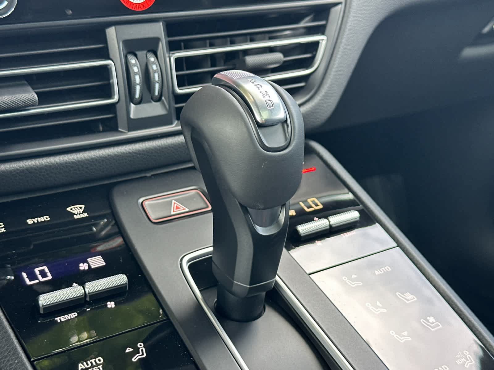 New 2026 Porsche Macan AWD/4WD image 25