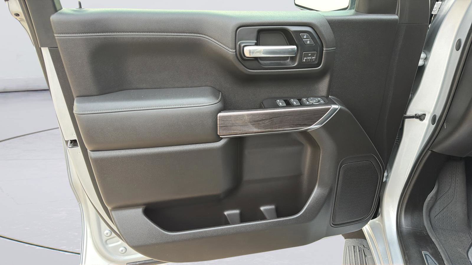 Used 2019 Chevrolet Silverado 1500 LTZ w/ LTZ Plus Package image 22