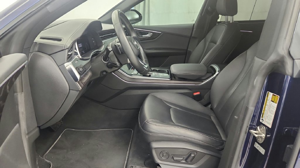 Used 2021 Audi Q8 Prestige w/ Prestige Package AWD/4WD image 26