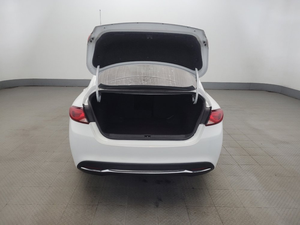 Used 2015 Chrysler 200 C FWD image 29