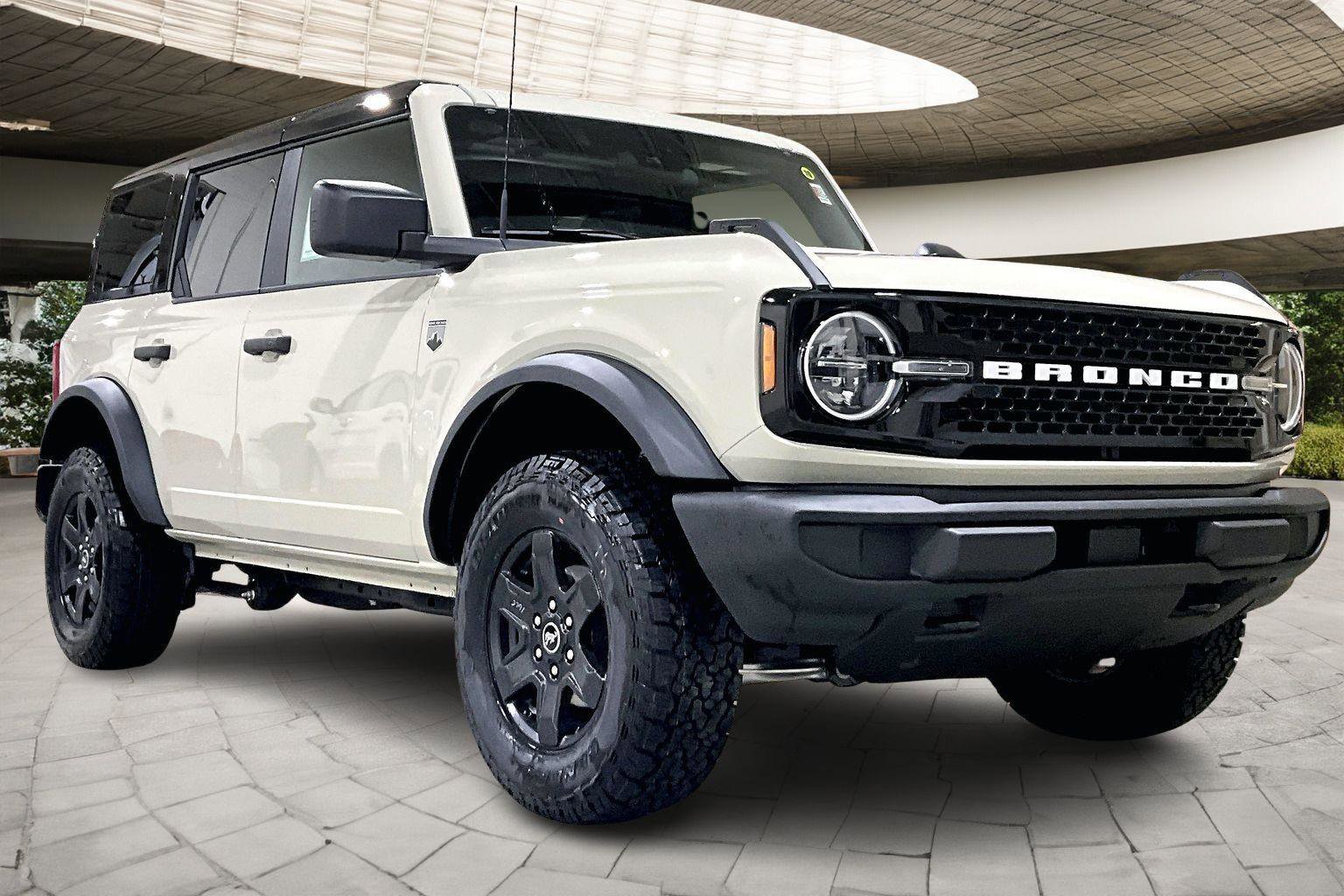 New 2025 Ford Bronco Big Bend image 2