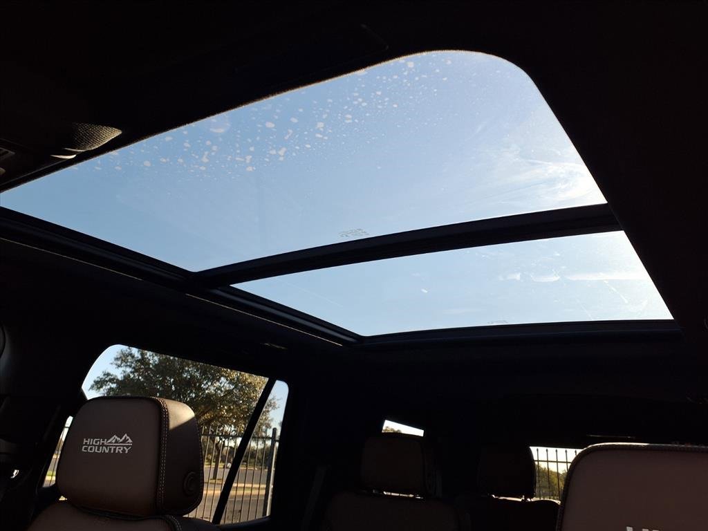 New 2026 Chevrolet Tahoe High Country image 9