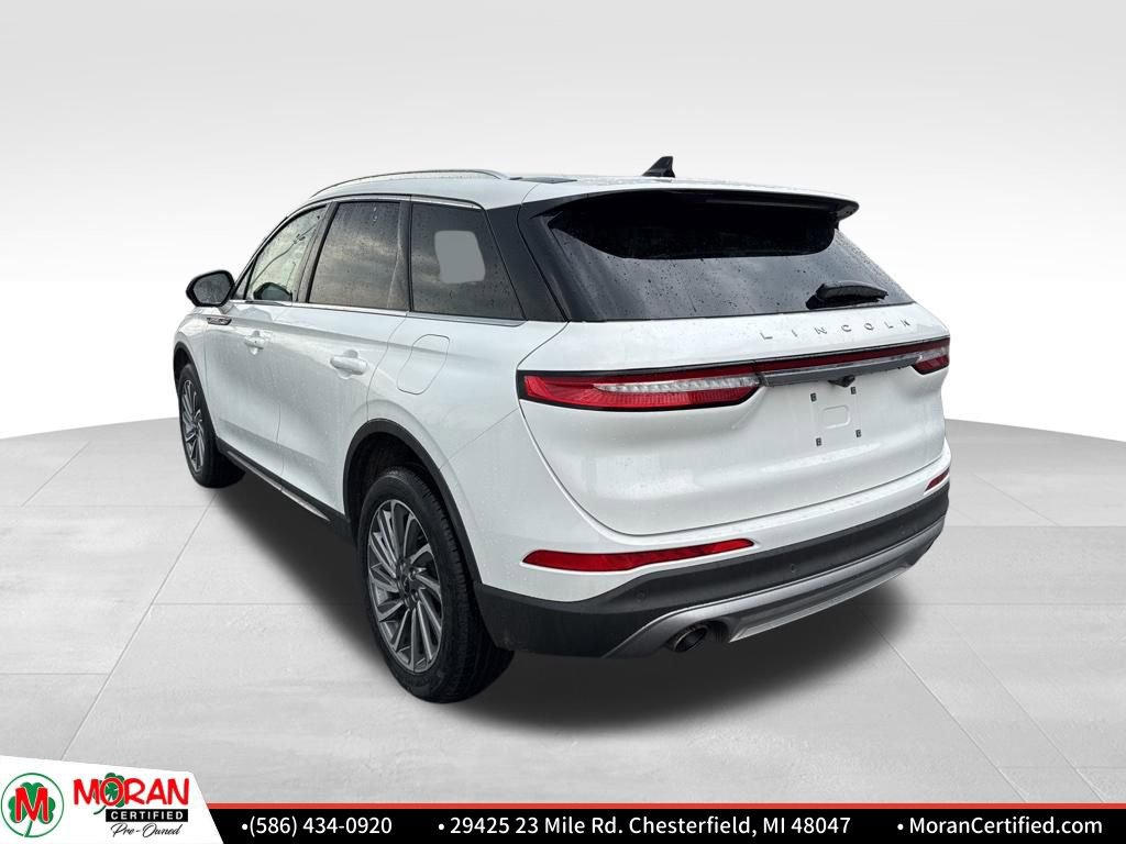 Used 2023 Lincoln Corsair Reserve image 3