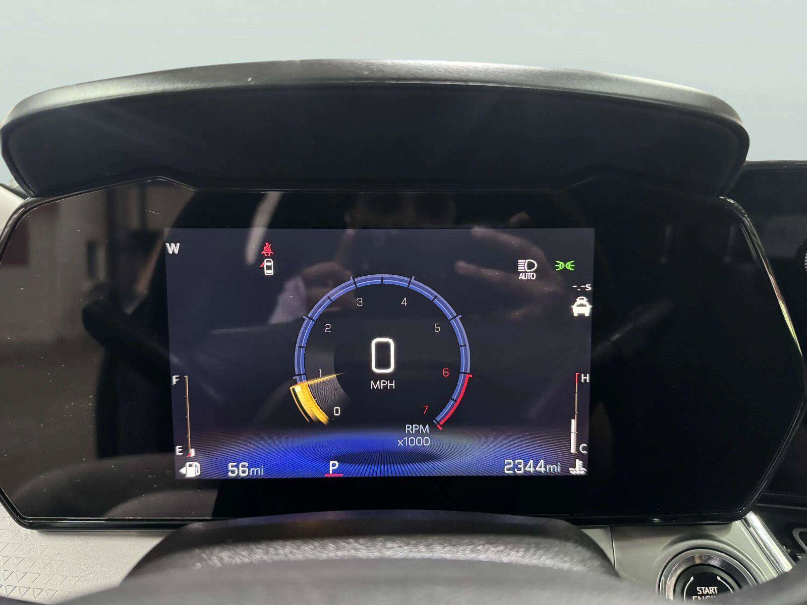 Used 2025 Chevrolet Trax LT w/ Sunroof Package FWD image 46