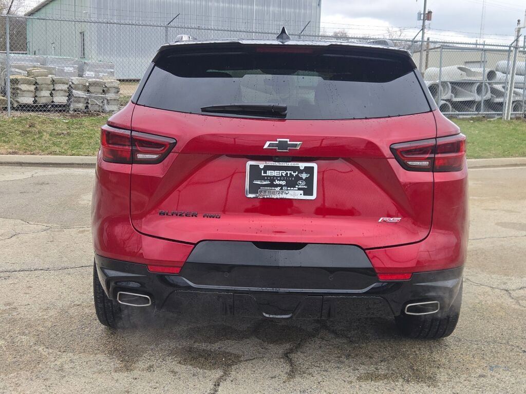 Used 2025 Chevrolet Blazer RS w/ Driver Confidence II Package AWD/4WD image 12
