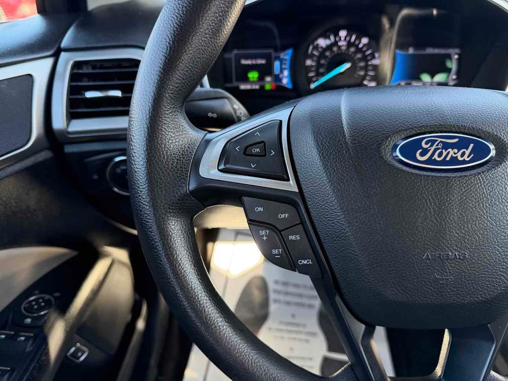 Used 2018 Ford Fusion S image 21