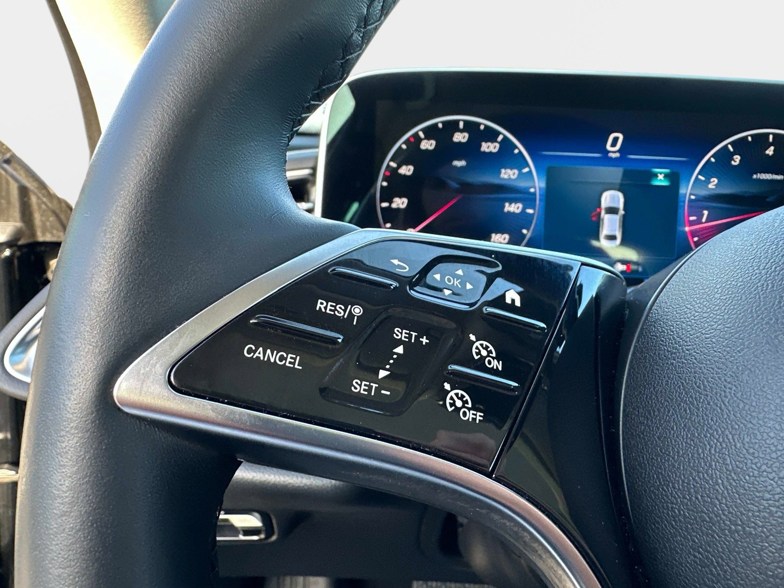 Used 2025 Mercedes-Benz E 350 Sedan image 27