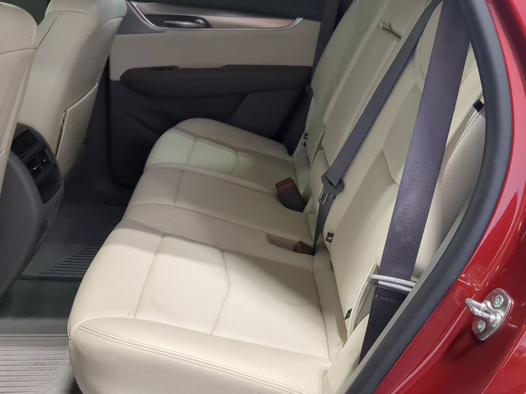 Used 2025 Cadillac XT5 Premium Luxury AWD/4WD image 23