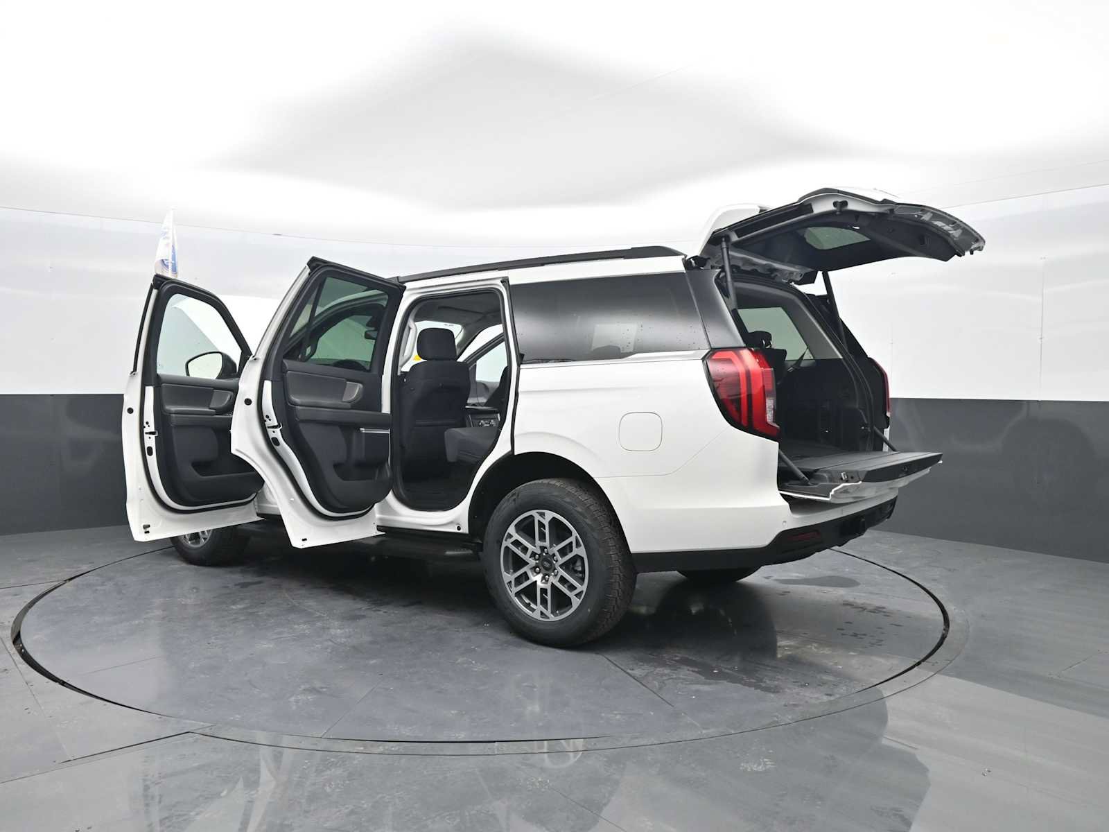 New 2026 Ford Expedition Active AWD/4WD image 68