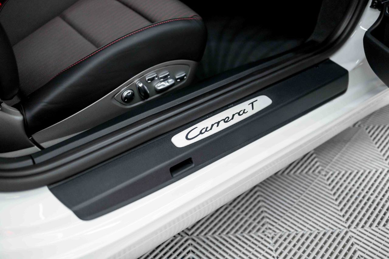 Used 2018 Porsche 911 Carrera T RWD image 56