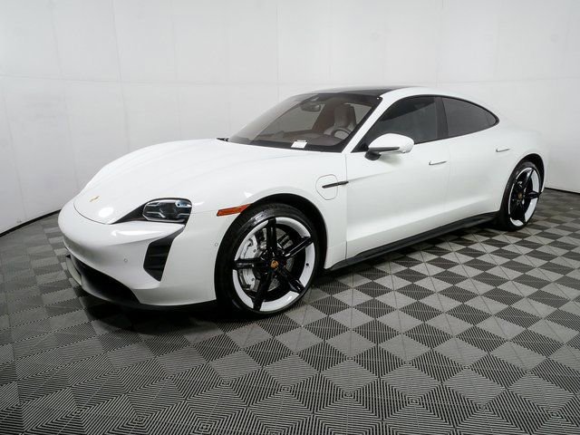 Certified 2023 Porsche Taycan GTS image 2