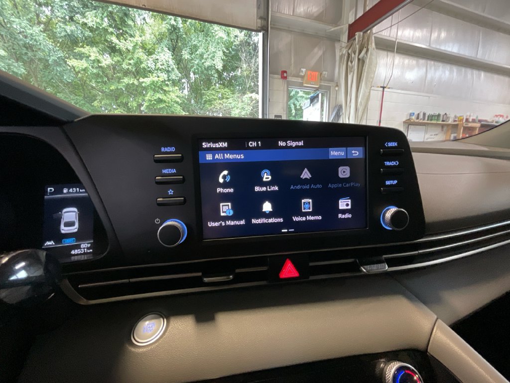 Used 2022 Hyundai Elantra SEL FWD image 19
