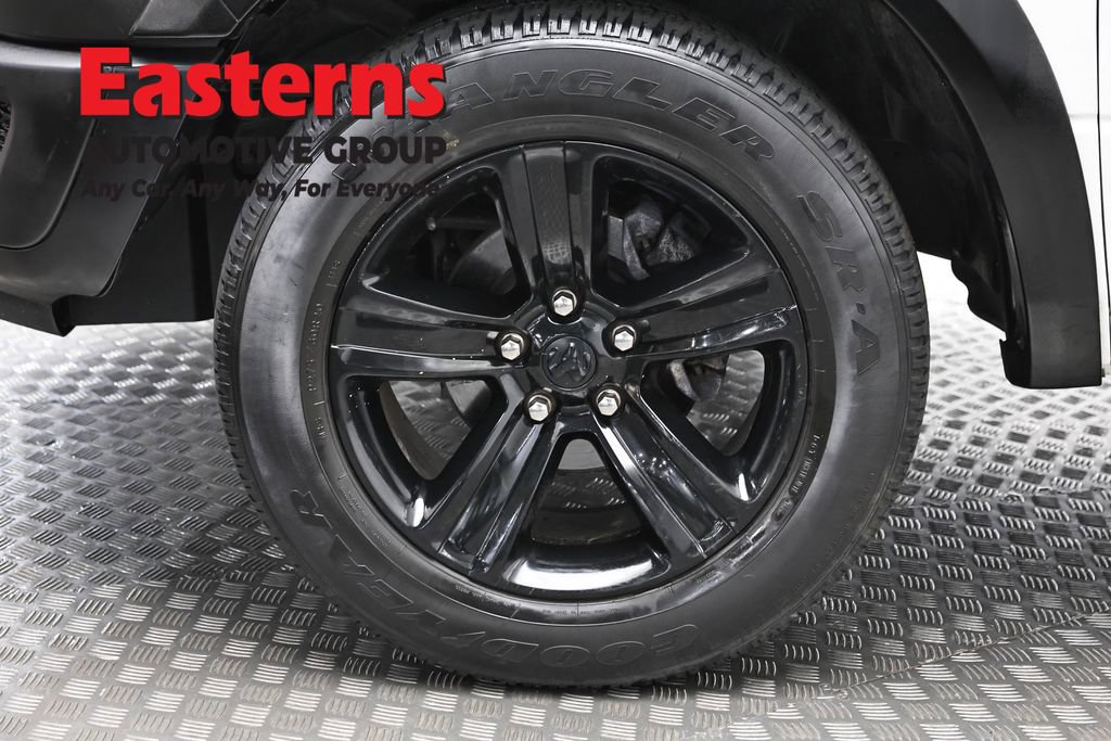 Used 2024 RAM 1500 Classic Warlock RWD image 31
