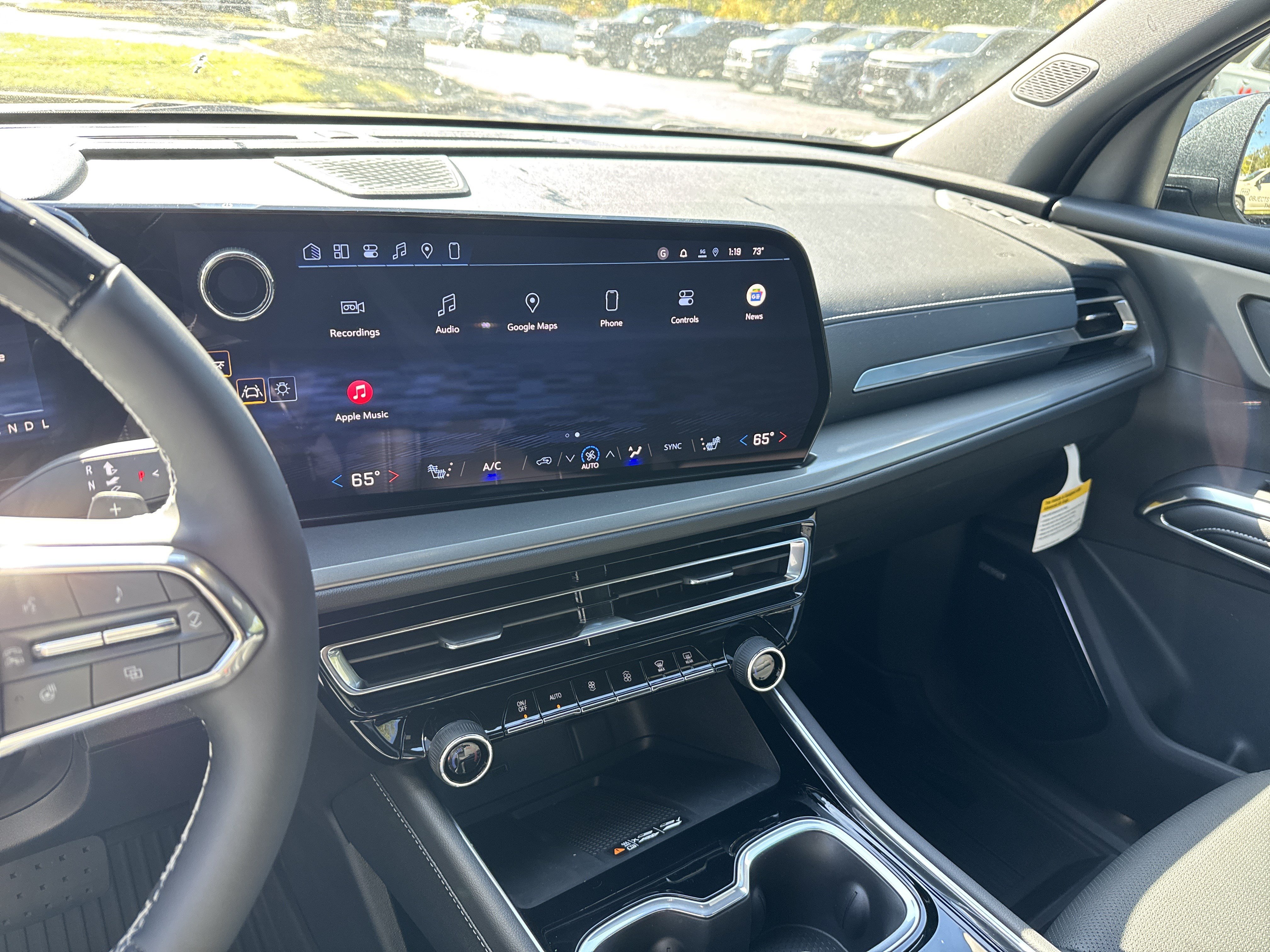 New 2027 Chevrolet Traverse LT w/ Enhanced Driving Package FWD image 28