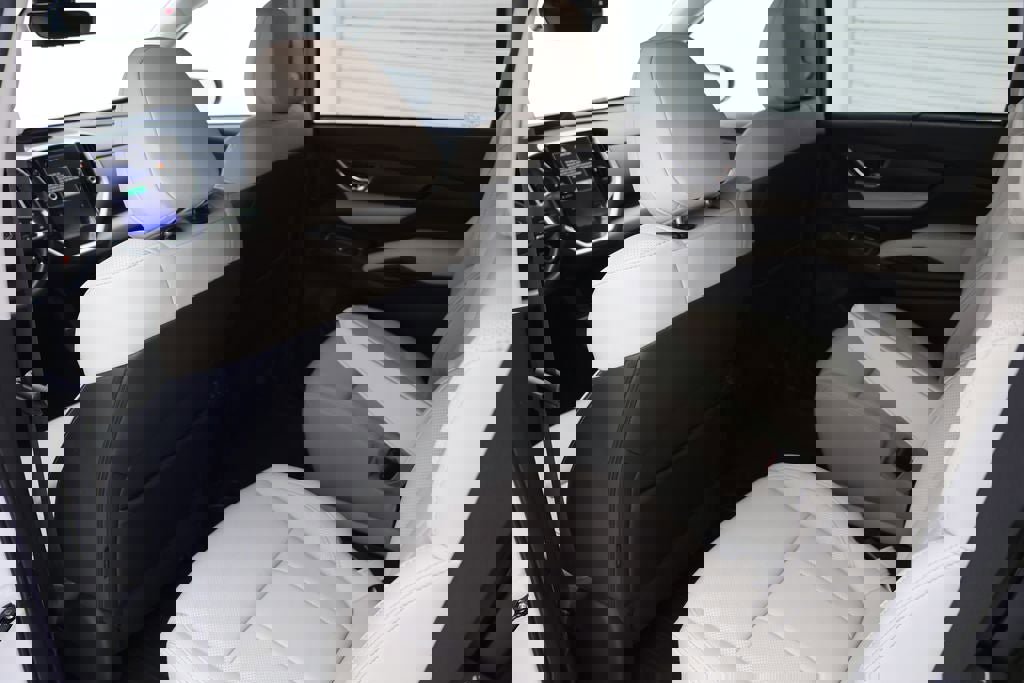 Used 2024 Subaru Ascent Limited image 10