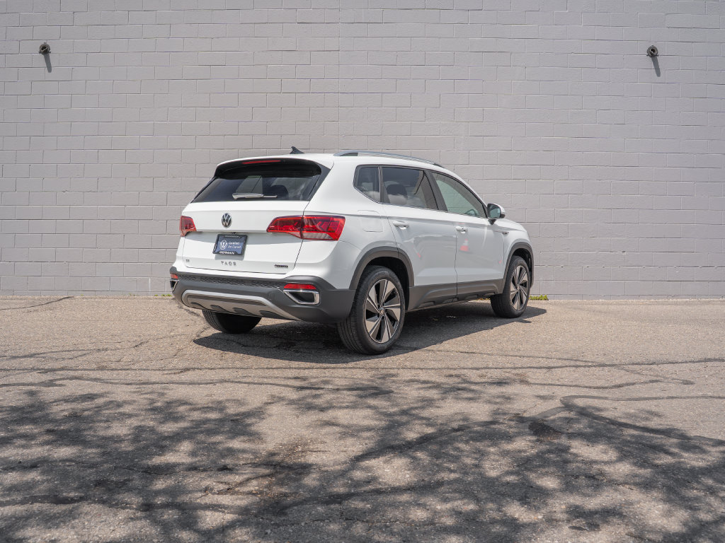 Certified 2023 Volkswagen Taos S FWD image 7