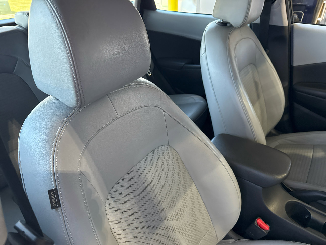 Used 2018 Hyundai Kona Limited image 53